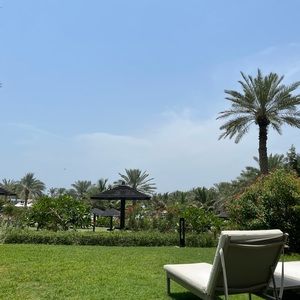 Meet your Posher, Fizza